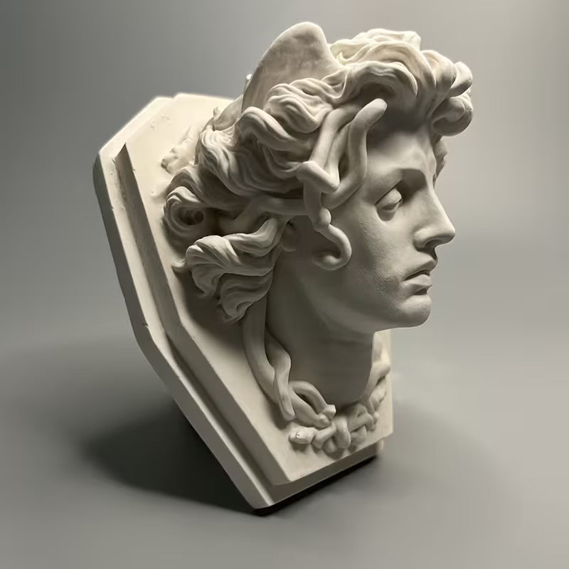 Medusa Head Statue