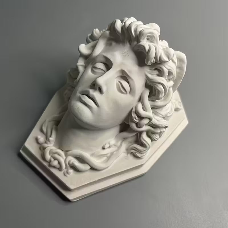 Medusa Head Statue
