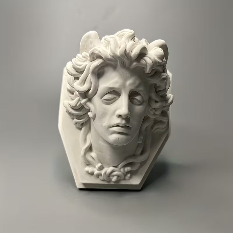 Medusa Head Statue